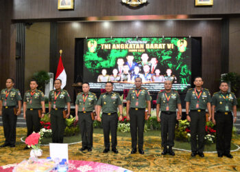 Kasad Jenderal TNI Dudung Abdurachman Tutup Secara Resmi Seminar TNI AD VI Tahun 2022 Di Seskoad Bandung