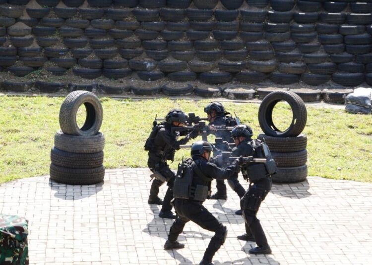 Latih Prajurit Siliwangi Tembakan Musuh Dari Segala Arah, di Lapangan Tembak “Tapal Kuda”