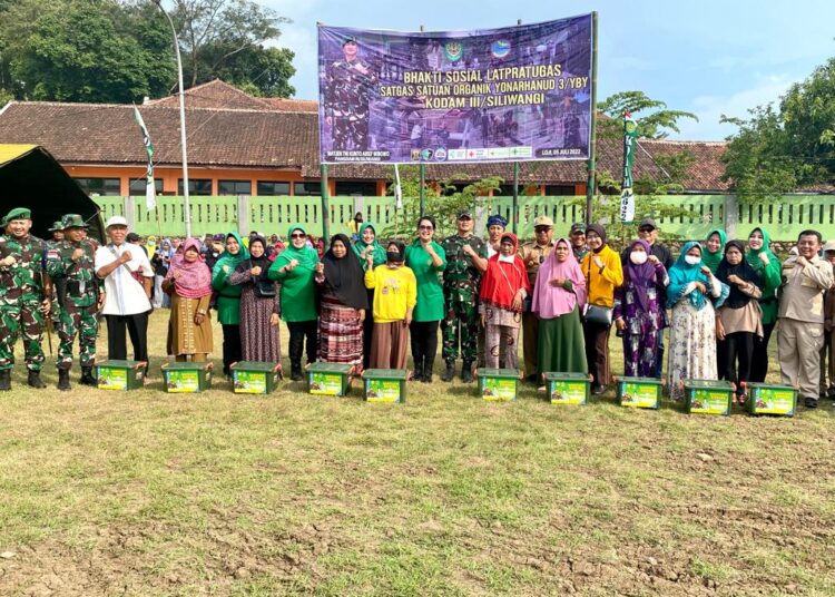Pangdam III/Siliwangi Tinjau Persiapan Batalyon Arhanud 3/YBY Dalam Rangka Penugasan Pamrahwan