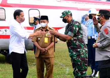 Pangdam III/Siliwangi Bersama  Danrem 063/SGJ Dampingi Presiden Jokowi Kunker ke Balai Benih Padi Subang