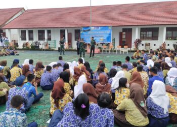 Kodim 1014/Mtw Beri Wasbang Kepada Siswa Baru SMAN 4 MTW
