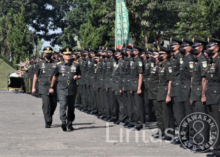 Pangdam III/Siliwangi Mayjen TNI Kunto Arief Wibowo Lantik 513 Bintara TNI AD – TA 2022