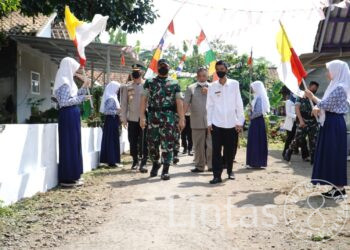 Dandim 0613/Ciamis Letkol Inf Wahyu Alfiyan Arisandi Tutup Giat BSMSS Dengan Meresmikan Jalan Desa Mekarharja Kota Banjar