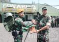Pangdam III/Slw Mayjen TNI Kunto Arief Wibowo Lepas Satgas Yon Arhanud-3/YBY ke Maluku Utara