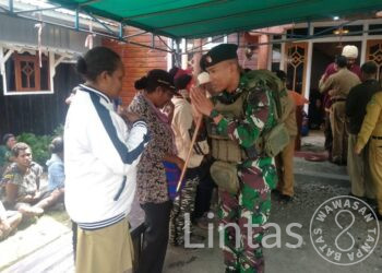 Binter Di Daerah Operasi, Yonif Raider 301/PKS Beri Bantuan Saat Takziah