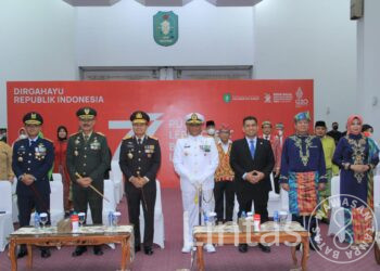 Pangdam XII/Tpr Ikuti Upacara Penurunan Bendera Secara Virtual