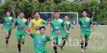 Kasdam XII/Tpr Tutup Piala Kasad Liga Santri PSSI Wilayah Kalbar, Darul Ma’arif Sintang Juara