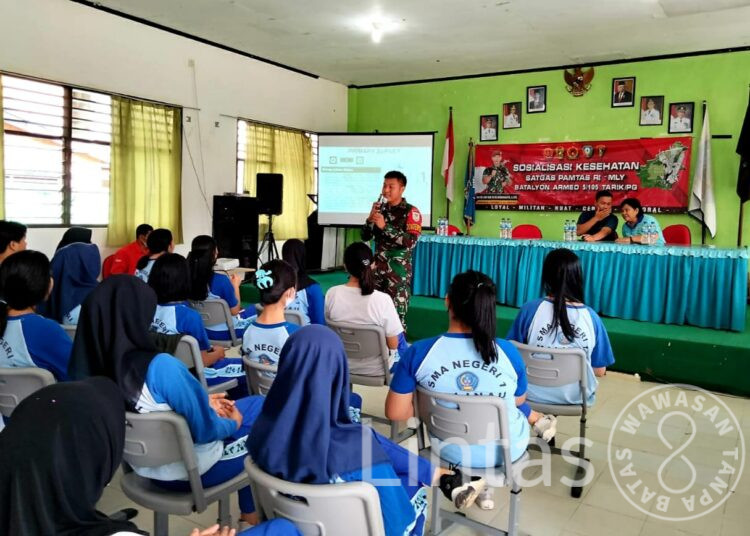 Binter Di Daerah Operasi, Yon Armed 5/105 Tarik/PG Sosialisasikan Kesehatan