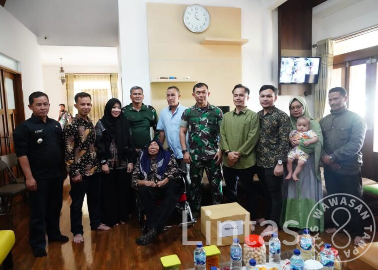 Pangdam Siliwangi Beri Bantuan Kepada Yayasan Yaqut Wal Mardjan Garut