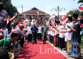 Pangdam III/Slw Dampingi Wamentan RI Saat Kunjungan Kerja Di Wilayah Korem 062/TN
