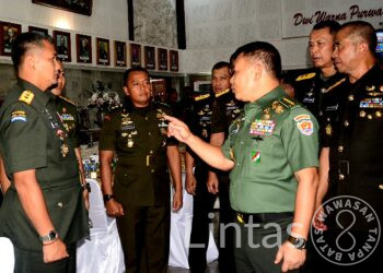 Pangdam III/Slw Dampingi Kasad Tutup Dikreg LXII Seskoad