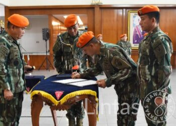 Komandan Kopasgat Pimpin Acara Serah Terima Jabatan Asops Kopasgat Dan Sahli Bidang Tekinfo Kopasgat