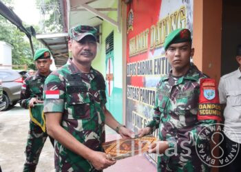 Pangdam XII/Tpr Beri Penghargaan Satgas Pamtas Yonif 645/Gty
