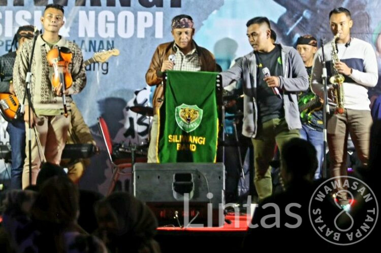Meriahkan HUT Ke 77 TNI, Kodam III/Slw Gelar Street Music Night Siliwangi Band