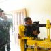 Pangdam III/Slw Tinjau Uji Senjata M-16 A1 Hasil Rekondisi Paldam III/Slw