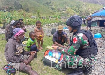 Satgas Organik Yonif Raider 301/PKS, Terus Beri Layanan Kesehatan Door to Door di Puncak Jaya Papua