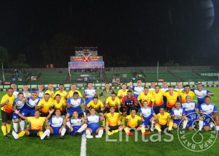 Laga Puncak Pertandingan Sepakbola Piala Bergilir Pangdam III/Slw, dimeriahkan Pertandingan Eksibisi Sepakbola Pejabat Utama Kodam III/Slw VS Pejabat Utama Hubad