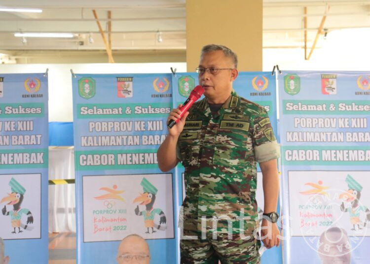 Kasdam XII/Tpr Buka PORPROV ke XIII Lomba Menembak