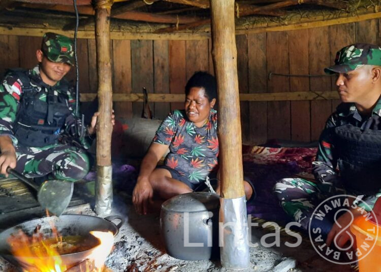 Satgas Organik Yonif Raider 301/PKS, Kembali Masuk Dapur di Pedalaman Puncak Jaya Papua