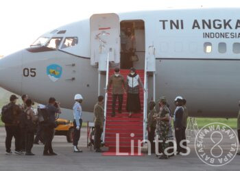 Pangdam XII/Tpr Sambut Kedatangan Wakil Presiden di Kalbar