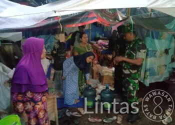 Menerobos Hujan dan Gelap Malam, Zidam III/Siliwangi Distribusikan Bantuan Korban Gempa Ke Pelosok Desa