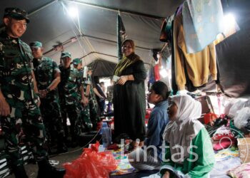 Wakasad Berikan Dukungan Moril Kepada Para Pengungsi Gempa Cianjur