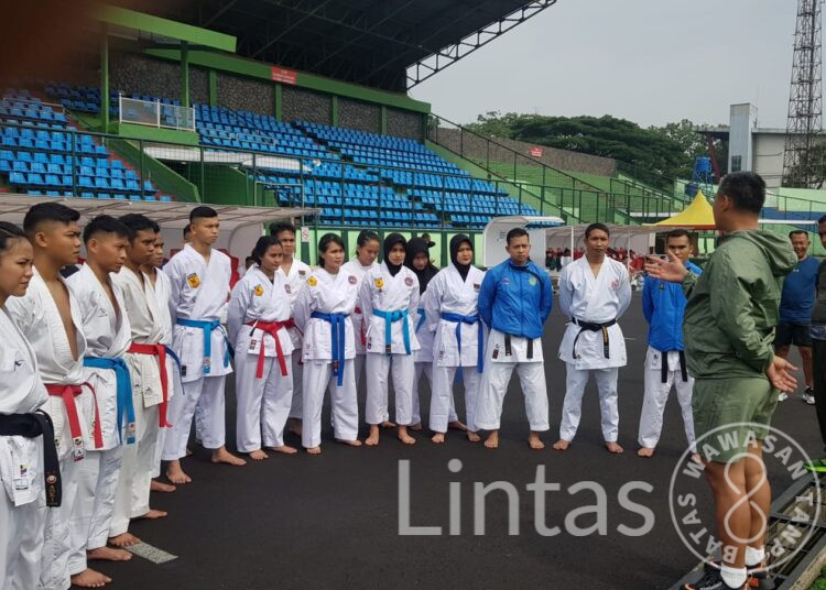 Kontingen Karate Kodam III/Slw, Targetkan 10 Medali Emas Di Ajang Kejuaraan Piala Raja International Championship Yogyakarta
