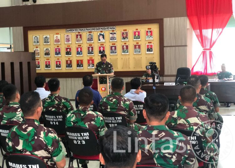 Pangdam XII/Tpr Tutup Secara Resmi Latihan Posko I Korem 102/Pjg