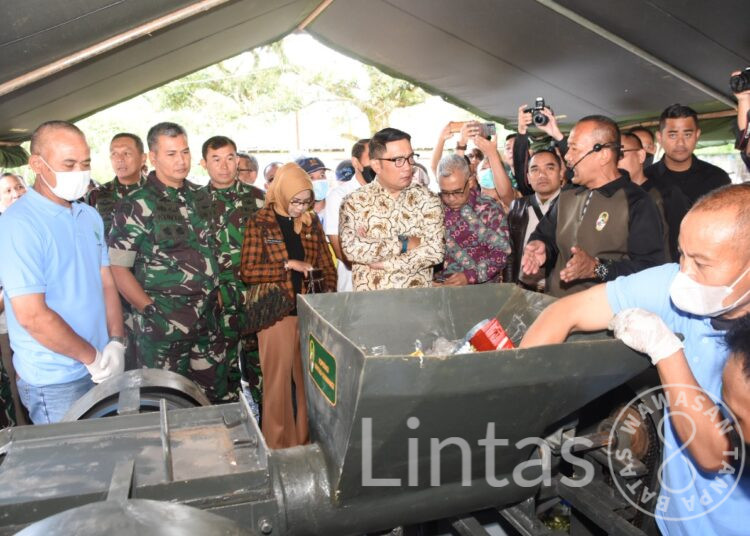 Mesin Pencacah Sampah Inovasi Mayjen TNI Kunto Arief Wibowo, S.I.P., Beserta Tim, Resmi di Launching