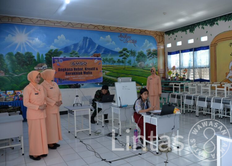 Siswa Sekolah Angkasa Lanud Sultan Hasanuddin Maju ke Babak Grand Final AMSO 2022