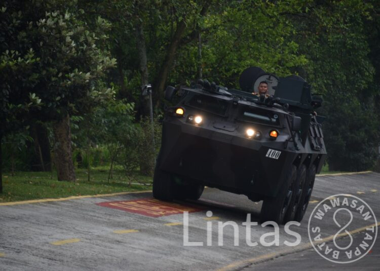 Taruna Akmil Joyride Anoa Di Pindad