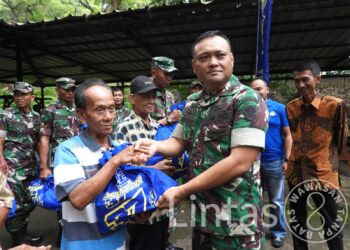 Kodim 0613/Ciamis & Gandara Group Bersinergi Melalui Adventure Membagikan Sembako Untuk Warga tidak Mampu