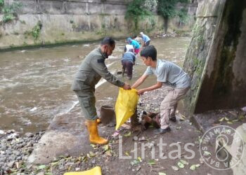 Sektor 22, Konsisten Jaga Kebersihan Sungai Citarum