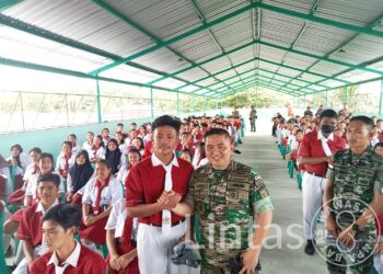 Dandim 1204 / Sanggau Berikan Pengarahan Kepada Siswa Siswi di SMK Bina Bangsa Meliau