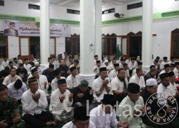 Ratusan Warga Sumedang Hadiri Istiqosah dan Doa Keselamatan Bangsa