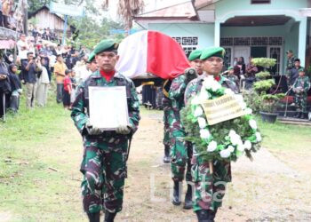 Penghormatan Terakhir, Dandim 0309/Solok jadi Irup Pemakaman Secara Militer (Alm) Serma Edison