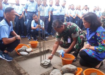 Danseskoau Meletakkan Batu Pertama Pembangunan Sanggar Pemujaan Umat Hindu