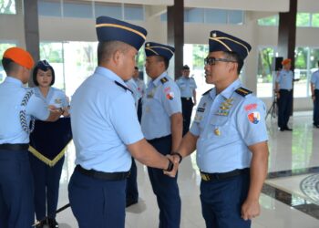 Danlanud Sultan Hasanuddin Terima Penyerahan Jabatan 3 Kepala Dinas