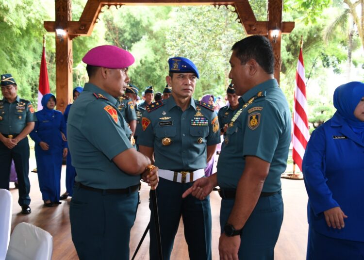 Gubernur AAL Laporan Kenkat Pati kepada Wakasal