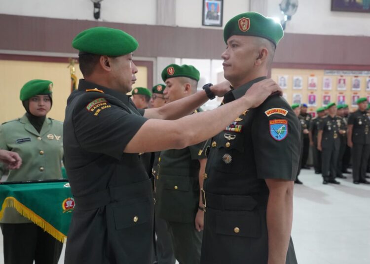 Kolonel Inf F.K. Panjaitan Secara Resmi Serahkan Jabatan Komandan Kodim 1016/Plk Kepada Danrem 102/Pjg