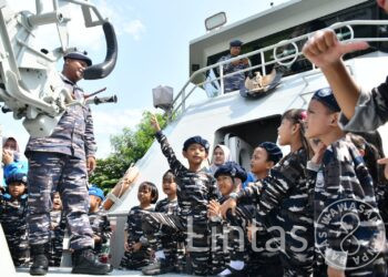 Kenalkan Alutsista TNI AL, KAL Rajegwesi II-5-40 Terima Kunjungan Edukasi Bahari TK Hang Tuah 21 Banyuwangi.