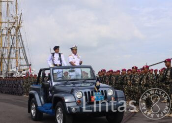 Danlantamal V Hadiri Serah Terima Jabatan Pangkoarmada II