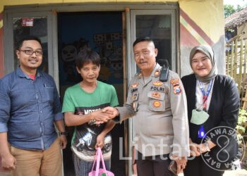 Polsek Curahdami Bondowoso Gandeng KSP Multi Daya Sentosa Bagikan Puluhan Sembako