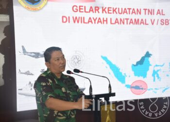 Danlantamal V Hadiri Acara Pemantauan Gelar Kekuatan TNI