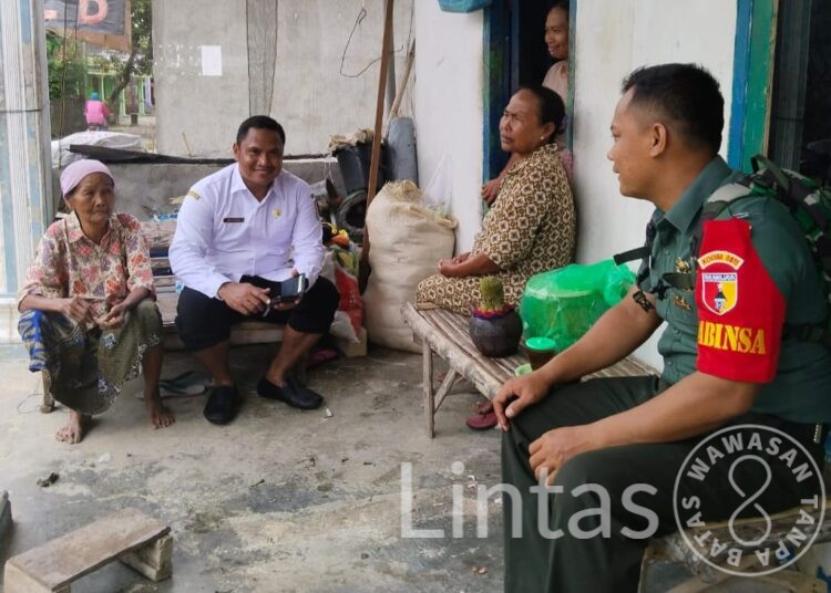 Jalin Keakraban Dengan Warga Binaan, Babinsa Koramil 07 Soko Lakukan Komsos Secara Intensif
