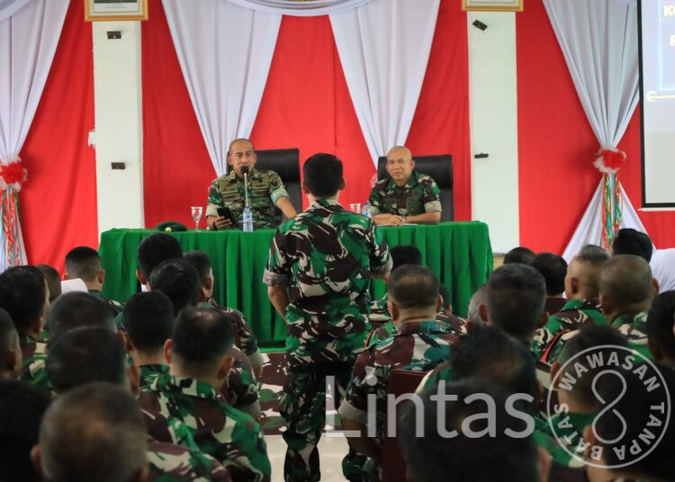 Jam Komandan : “Prajurit harus menjadi bagian dari solusi ditengah Masyarakat” Tegas Dandim Palembang