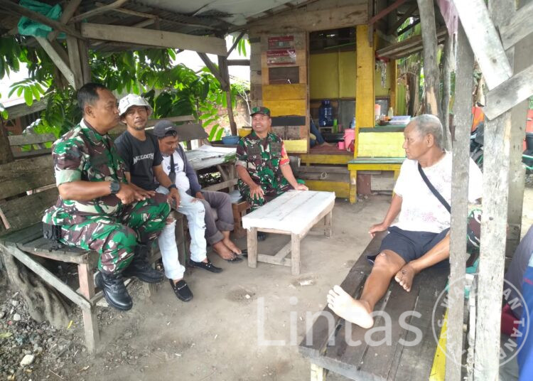 Babinsa Srimulya Aktif Berkomunikasi dengan Warga Ingin Lebih Akrab Dan kompak