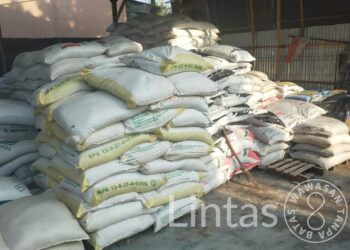 Deninteldam I/BB Berhasil Temukan Gudang Pengoplosan Ribuan Sak Pupuk Ilegal