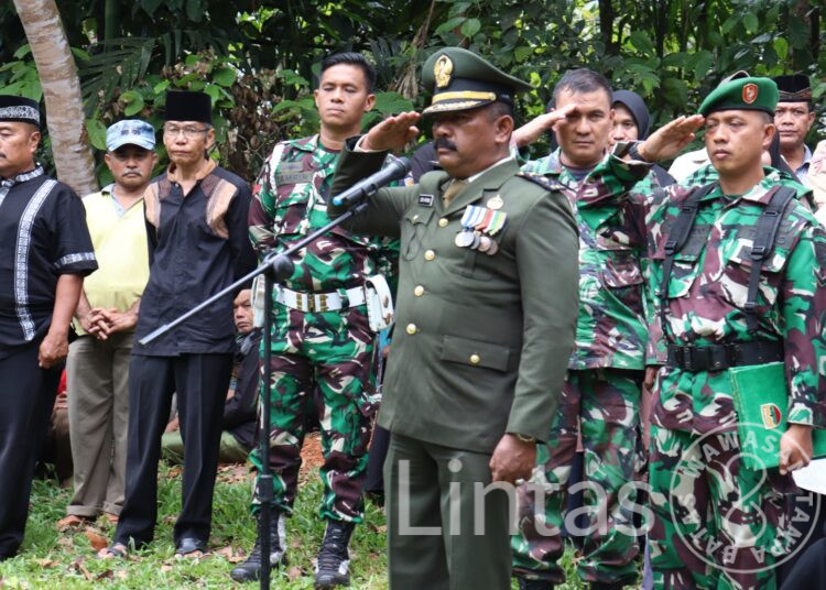 Kodim 0309/Berduka, Mayor Inf Syahrial Pimpin Pemakaman Pelda (Alm) Hasri Yendi
