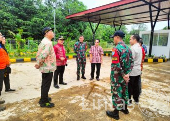 Wadan Satgas Pamtas Yonif 645/GTY Dampingi Kunjungan Wagub Kalbar Ke PLBN Jagoi Babang